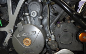 KTM 950 SUPERMOTO 2015