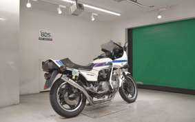HONDA CB750F 2023 RC04