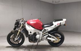 YAMAHA YZF-R1 RN01