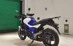SUZUKI GLADIUS 2012 VK58A