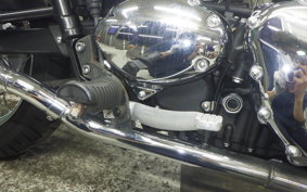 TRIUMPH BONNEVILLE T100 2010