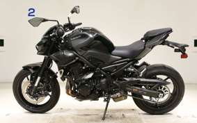 KAWASAKI Z900 2025 ZR900S