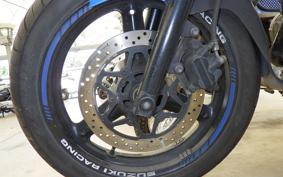 SUZUKI GSR250