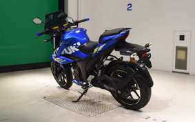 SUZUKI GIXXER 250