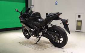 YAMAHA YZF R-3 2025 RH21J