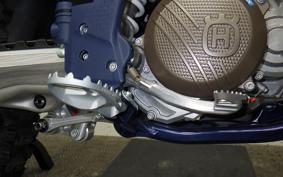 HUSQVARNA TC250