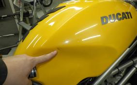 DUCATI MONSTER 400 IE 2004