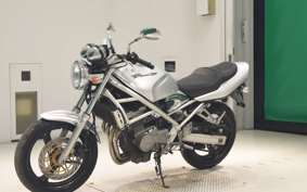 SUZUKI BANDIT 250 Gen.2 GJ77A