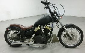 YAMAHA VIRAGO 250 3DM