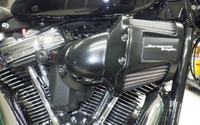 HARLEY FXBRS1870 2021