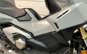 HONDA X-ADV 750 2025 RH21