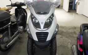 PIAGGIO MP3 250 2000
