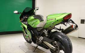 KAWASAKI ZX 1200 NINJA R 2004 ZXT20A