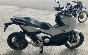 HONDA X-ADV 750 2026 RH21