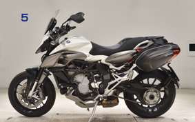 MV AGUSTA STRADALE 800 2015