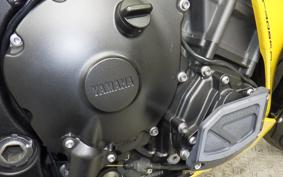 YAMAHA YZF-R1 2013