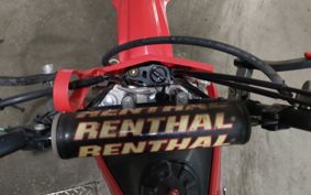 HONDA CRF125F JE03