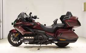 HONDA GL 1800 GOLD WING TOUR DCT 2025 SC79