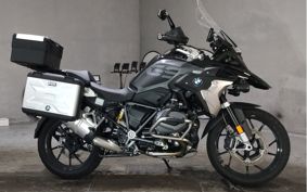 BMW R1250GS 2023 0M01