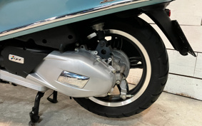 VESPA PRIMA BEIGE RA125