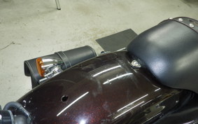 HARLEY XL883LI 2011