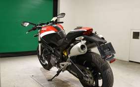 DUCATI MONSTER 696 2012