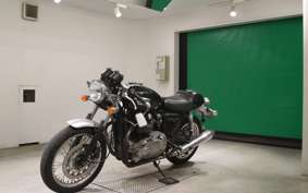 TRIUMPH THRUXTON 900 2005