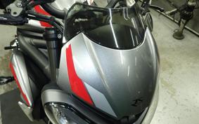 TRIUMPH STREET TRIPLE R 2020