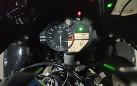 YAMAHA YZF-R1 2013 RN23