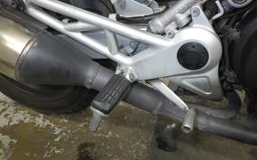 HONDA VTR 250 Gen. 2 2001 MC33