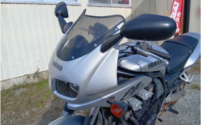 YAMAHA FZ400 1997 4YR