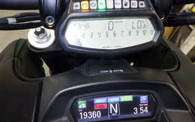 DUCATI DIAVEL DARK 2014