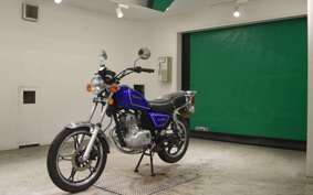 SUZUKI GN125 H