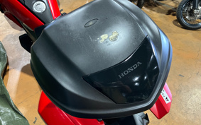 HONDA NM4 VULTUS -02 2016 RC82