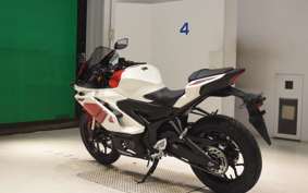 YAMAHA YZF-R25 A 2024 RG95J