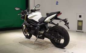 TRIUMPH STREET TRIPLE 85 2015