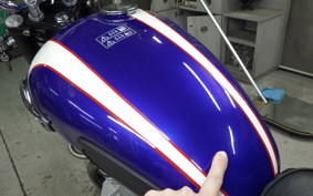 TRIUMPH BONNEVILLE 2004