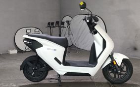 HONDA EM1 e: EF16