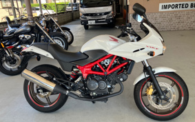 HONDA VTR 250 F MC33