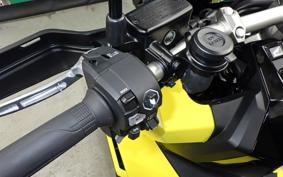 HONDA X-ADV 750 2025 RH21