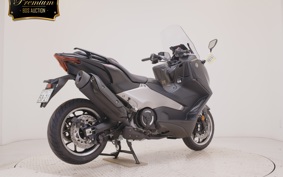 YAMAHA T-MAX 560 2026 SJ21J