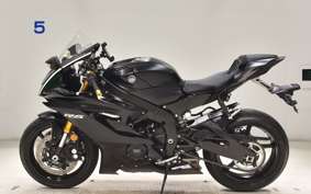 YAMAHA YZF-R6 2018