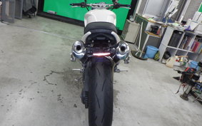 TRIUMPH SPEED TRIPLE 2006