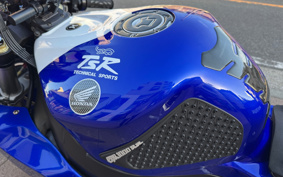 HONDA CBR1000RR 2005 SC57