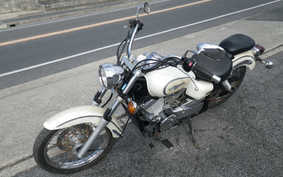 YAMAHA DRAGSTAR 250 2002 VG02J
