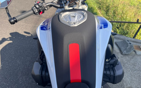 BMW R1300R 2026 0M51