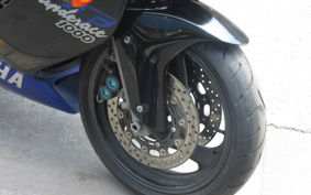 YAMAHA YZF1000R THUNDERACE 1997 4SV0