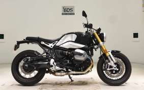 BMW R NINE T 2021