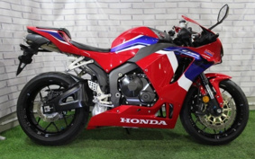 HONDA CBR600RR 2020 PC40