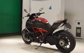 DUCATI DIAVEL Carbon 2012